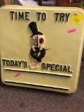 Time to try today's special vintage plastic clock