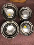 4 steel wheels with hubcaps
