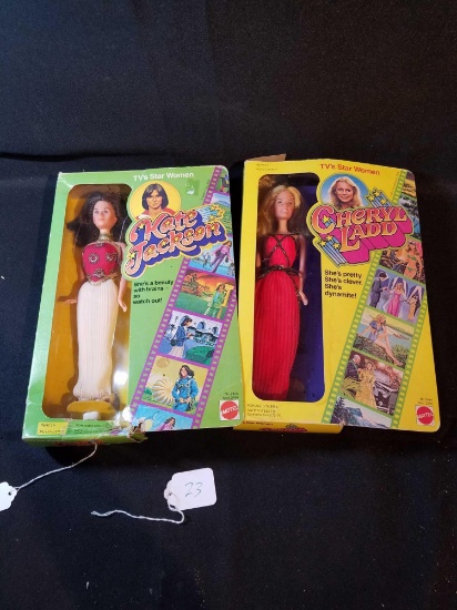 Tv star women figures Cheryl Ladd, Kate Jackson in boxes