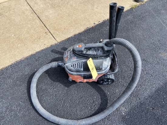 Ridgid 4 Gal. portable vac