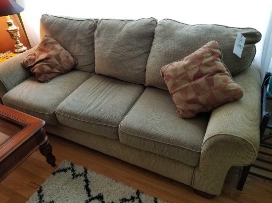 3-cushion sofa