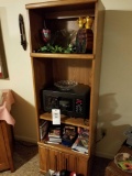 Bookshelf, toaster oven, decor