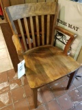 Desk chair