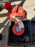 1-ton chain hoist, fuel can