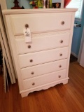 White chest of drawers
