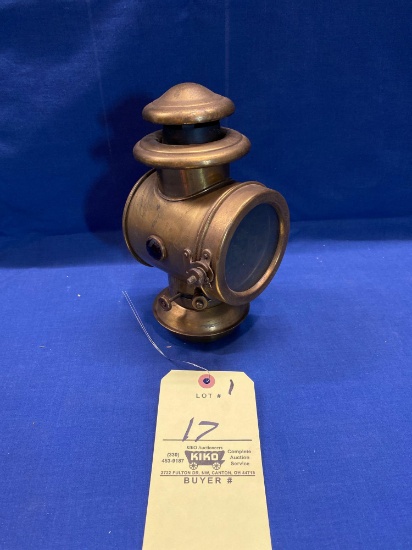 Early brass carriage lamp