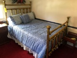 Brass Bed with Full Size Mattress