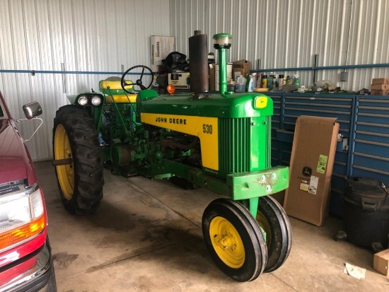 John Deere 1959 530 NF gas tractor