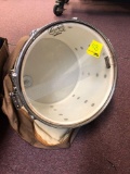 Ludwig snare head drum with case