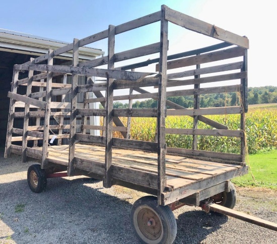 Lamco 18 ft. Hay wagons/Gehl Running Gear