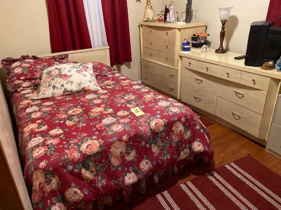 4 Pc Blonde Bedroom Suite w/Double Bed