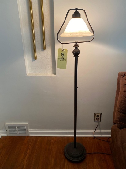 Metal floor lamp and 2 matching table lamps