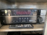 Yamaha RX V477 100 watt surround sound receiver w/ Remote