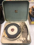 RCA victrola record player