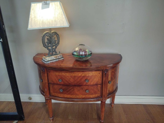 Foyer Stand w/ Lamp & Flower Decor