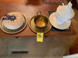 Pie dish - soup tureen - brass bowl/platter