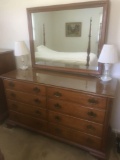 Kindel Maple 3pt Bedroom Set Full Bed & two lamps