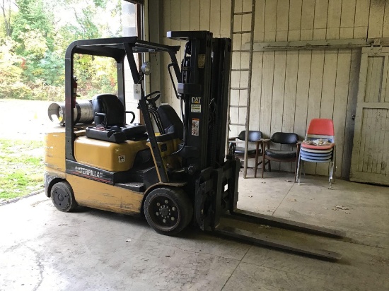 Caterpillar GC30K forklift, 4840lb capacity, 6,707 hours, one owner bought in 2004
