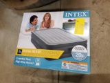 Intex queen airbed