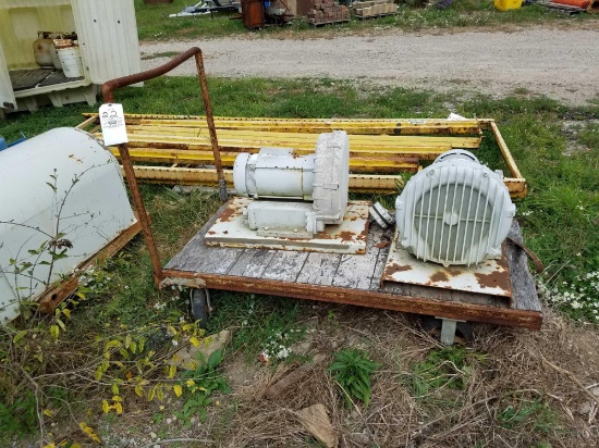 4-wheel cart on casters