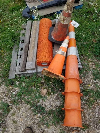 Fencing, saftey cones