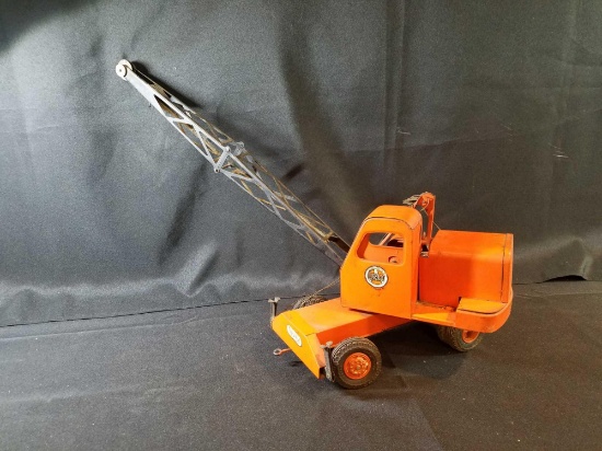 Doepke model toys unit crane with scoop