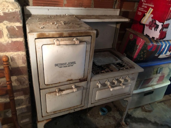 Antique gas stove