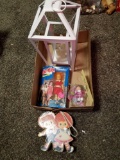 Battery op candle holder, annie doll, raggedy ann