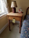 One-drawer turned leg stand, dovetailed, with crock lamp
