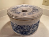Blue decorated stoneware crock w/ lid, 9 1/2