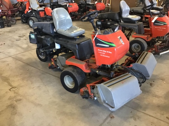 Jacobs and Green's King IV Plus mower. 18HP Vanguard engine. Runs. 1,558 hours