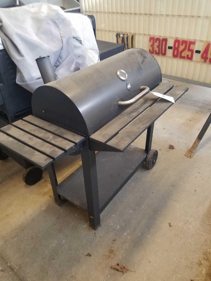 Charcoal grill