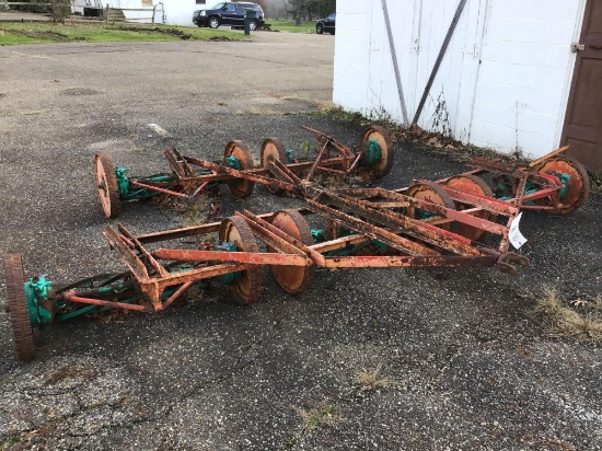 Pull-behind gang mower