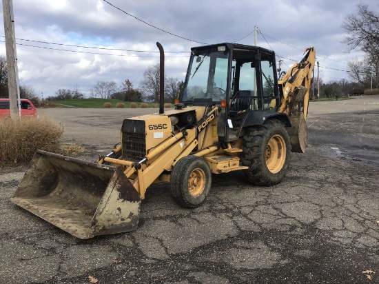 Ford 655C backhoe. Diesel. Runs. 24" - 48" - 12" buckets V