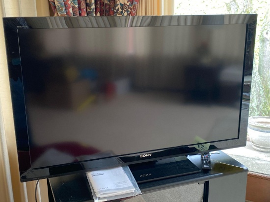 Sony Bravia 46" LCD digital color TV