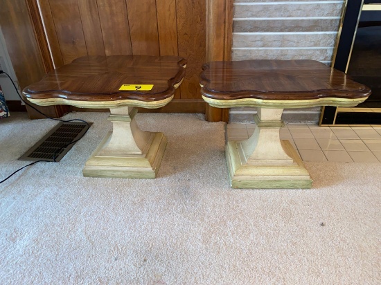 Pair 16" tall pedestal stands.