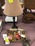 Lamp, 2 figures, 1 flat vintage miscellaneous items