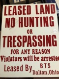 Metal hunting sign
