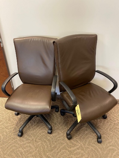 Pair of office chairs by Paoli inc.