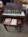 Lowrey ele organ with bench