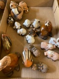 1 flat ?Casals? small animal collectibles