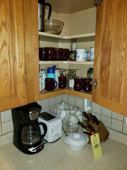 Contents of Kitchen Cupboards and Drawers