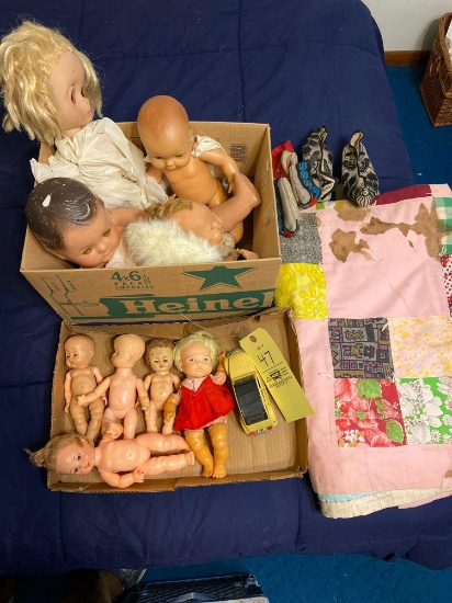 Dolls and Quilt (small Chinese shoes not included)