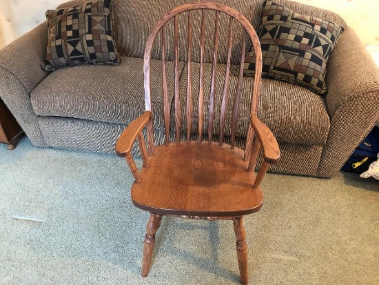 Oak arm chair