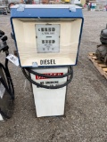 1974 Gulf Oil Corp. diesel pump