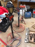 (3) pipe stands