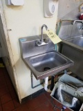 Stainless sink