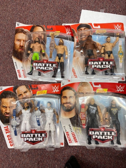 4 wrestling figures Battle Pack
