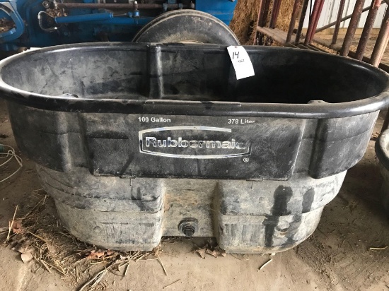 Rubbermaid 100 gallon livestock water trough