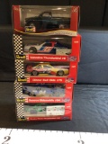 5 Revell 1:24 Scale Diecast Cars